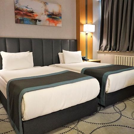 Hotel Ramada By Wyndham Nilufer Bursa Esterno foto